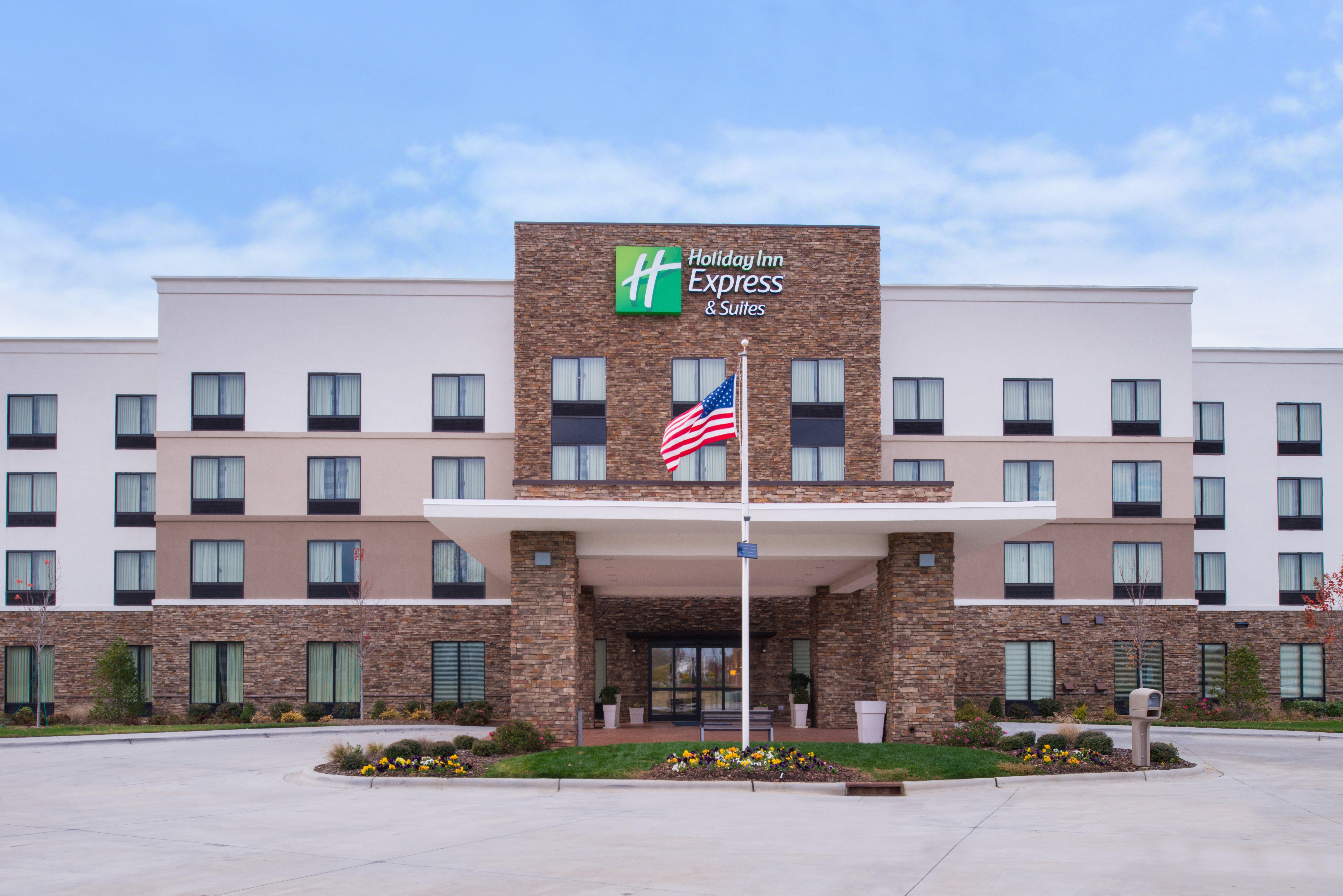 Holiday Inn Express & Suites Monroe By Ihg Dış mekan fotoğraf