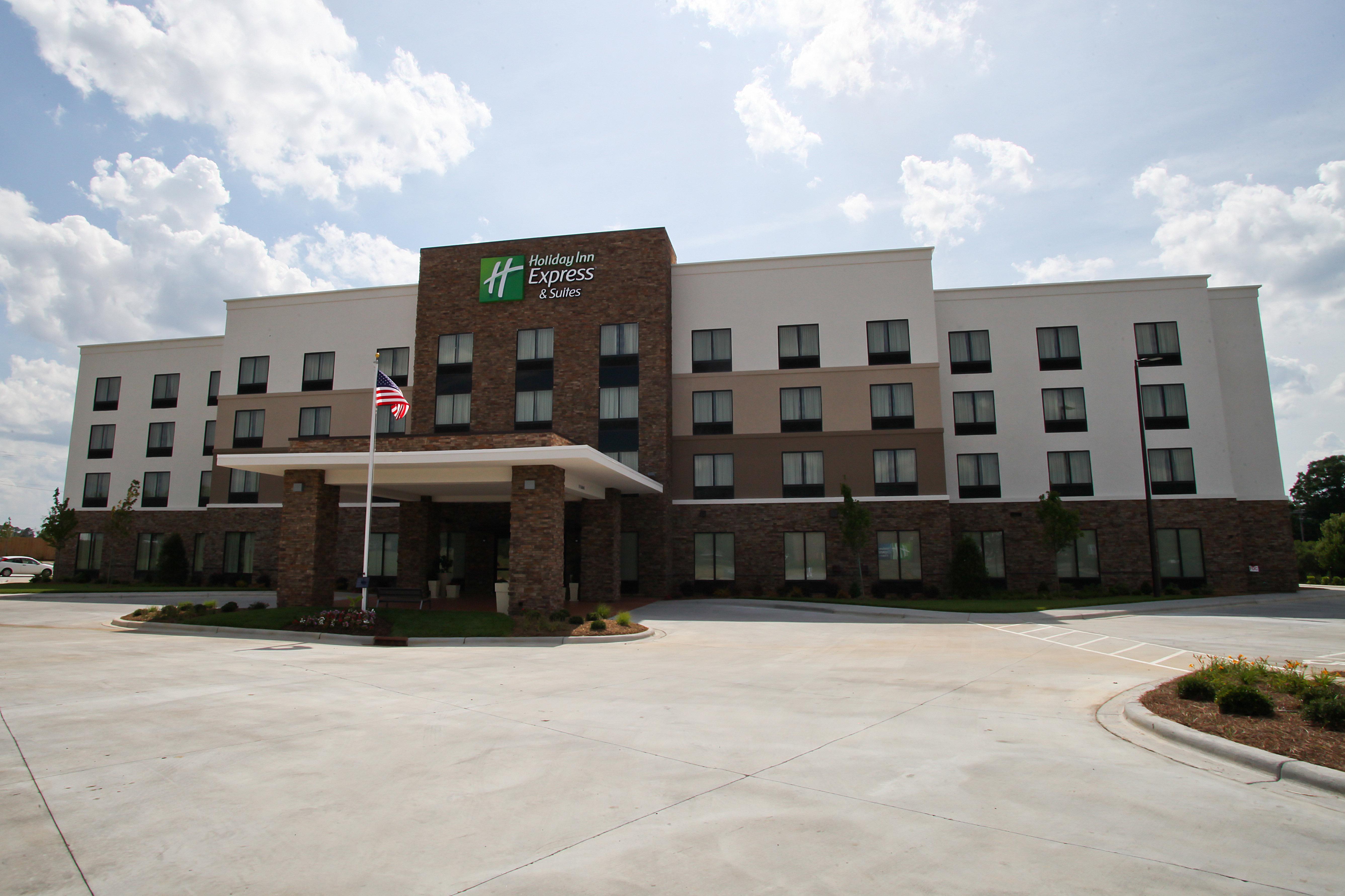 Holiday Inn Express & Suites Monroe By Ihg Dış mekan fotoğraf
