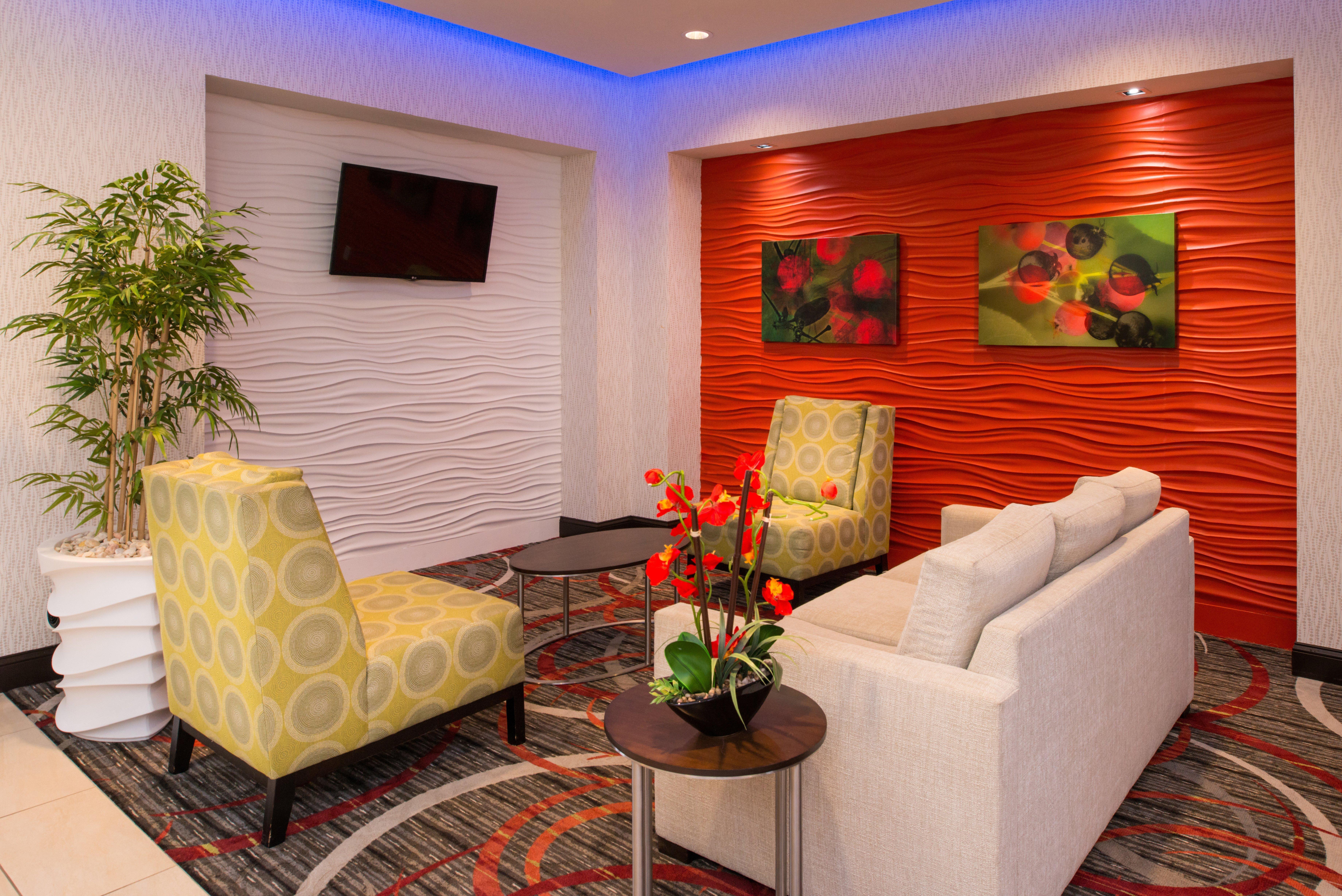 Holiday Inn Express & Suites Monroe By Ihg Dış mekan fotoğraf