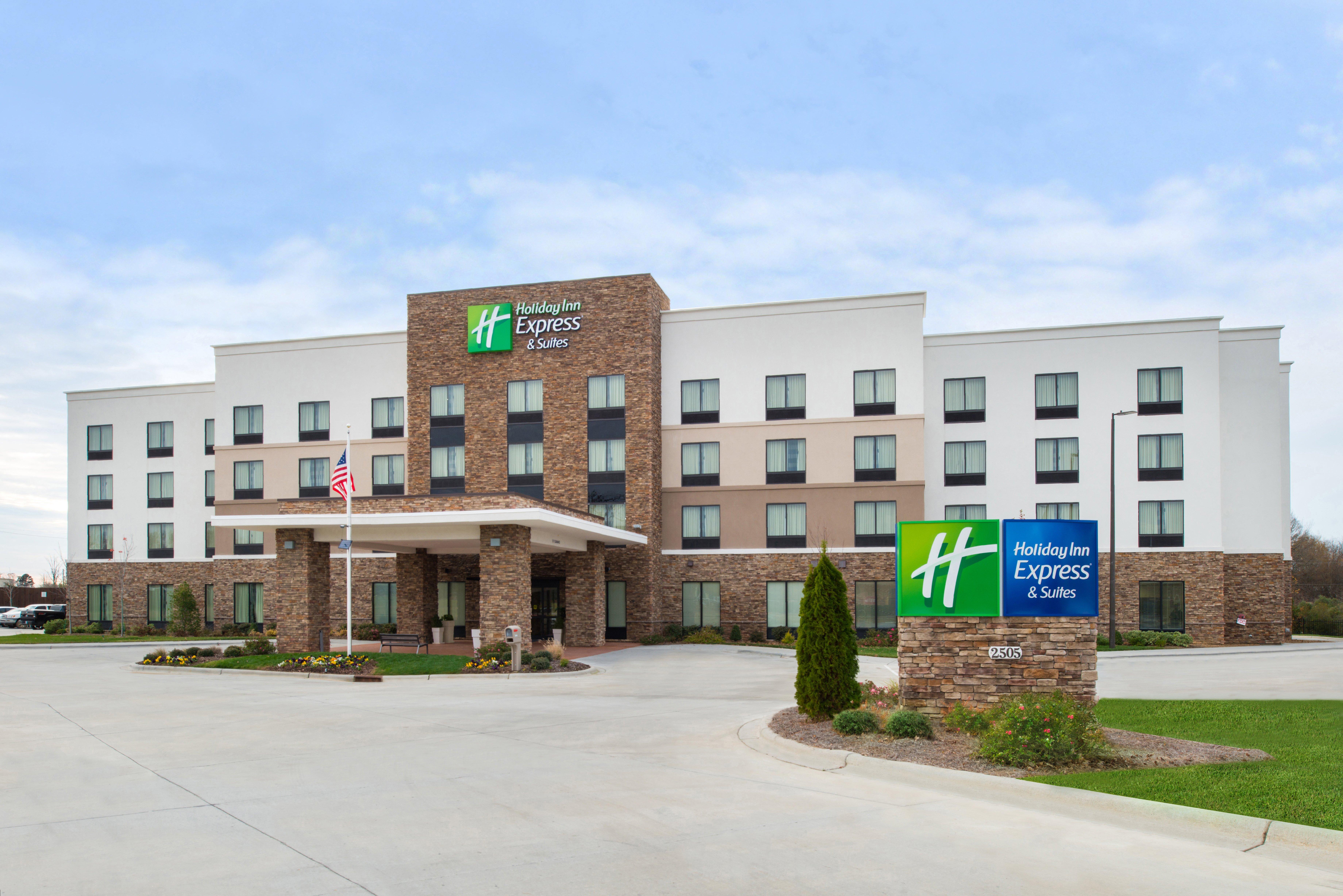Holiday Inn Express & Suites Monroe By Ihg Dış mekan fotoğraf